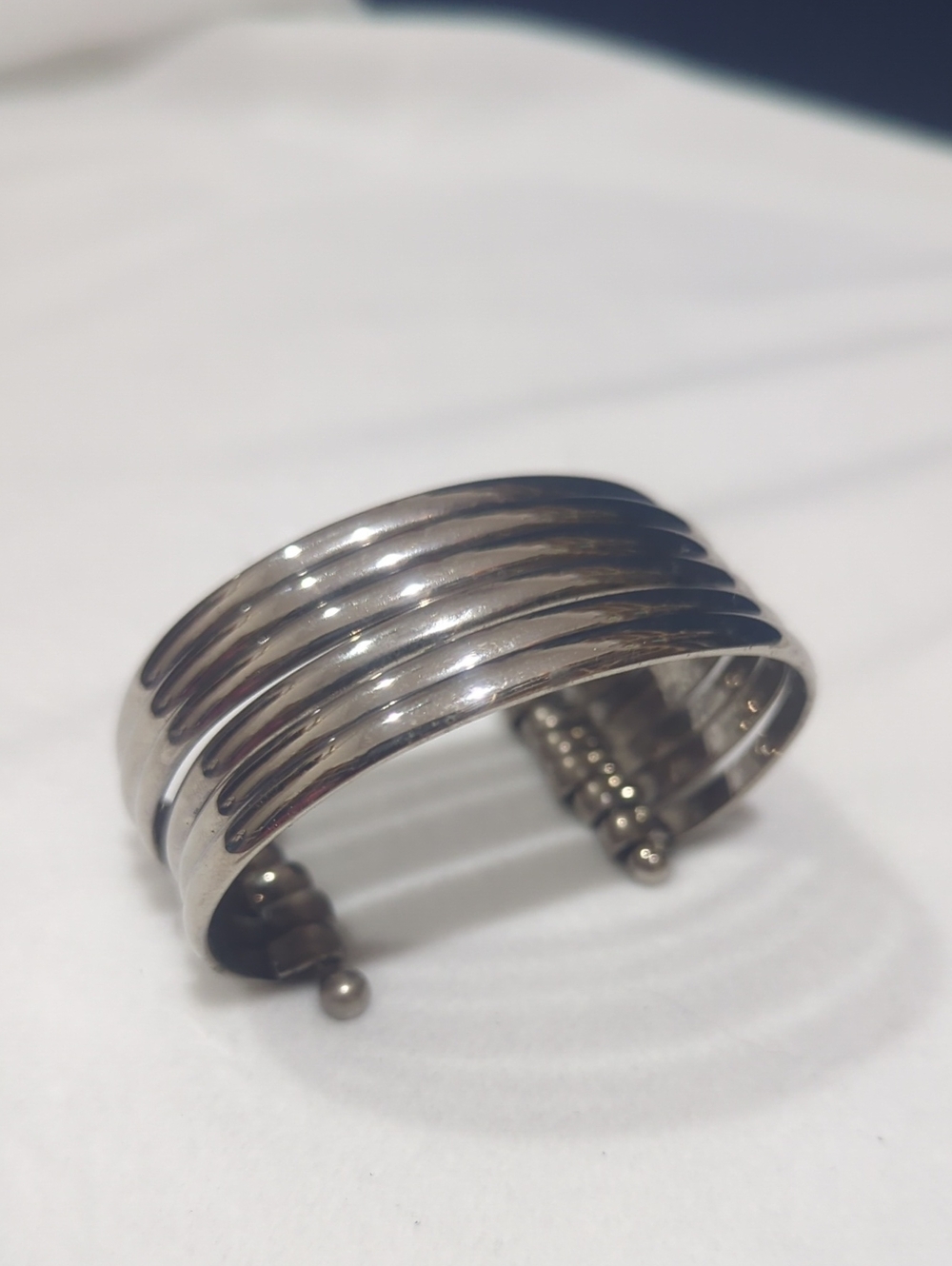 Men's Silver Ribbed Cuff Bracelet - Sleek Metal Design